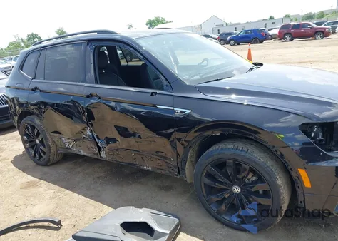 2021 Volkswagen Tiguan 2.0T Se/2.0T Se R-Line Black/2.0T Sel from USA, damaged, VIN 3VV2B7AX6MM001178